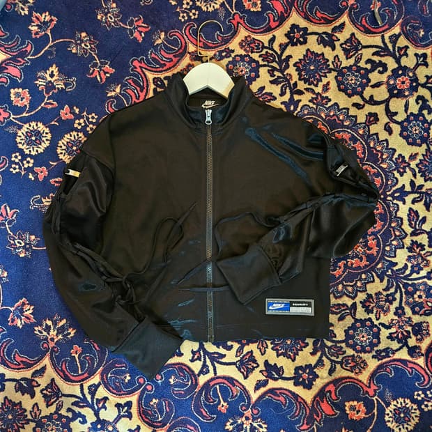 나이키(Nike) 사이드 스트렙 시스루 크롭 저지 S size