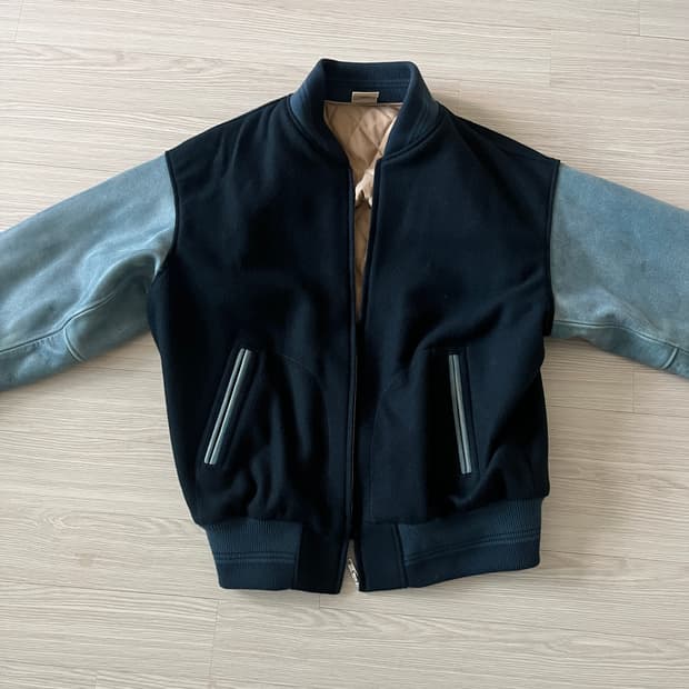 Khakis  x champion (카키스 챔피온) 바시티 M 팝니다