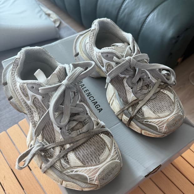 발렌시아가 3XL 스니커즈 에그쉘 42