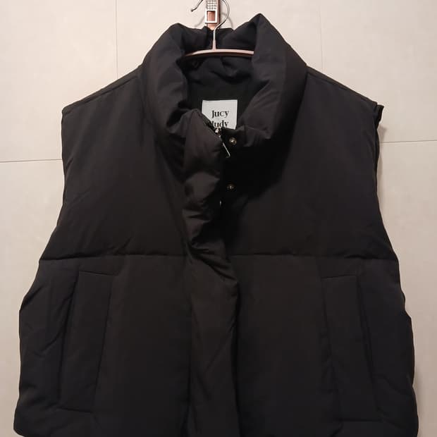 Jucy Judy 정품 여성 숏패딩 조끼 XS (85) 사이즈