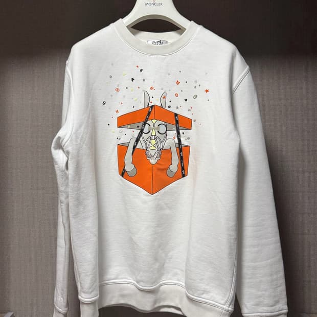 에르메스 맨투맨 서프라이즈 박스 화이트 L