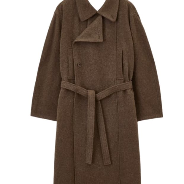 [36] 24fw 르메르 어시메트리컬 알파카 배스로브 코트 판매