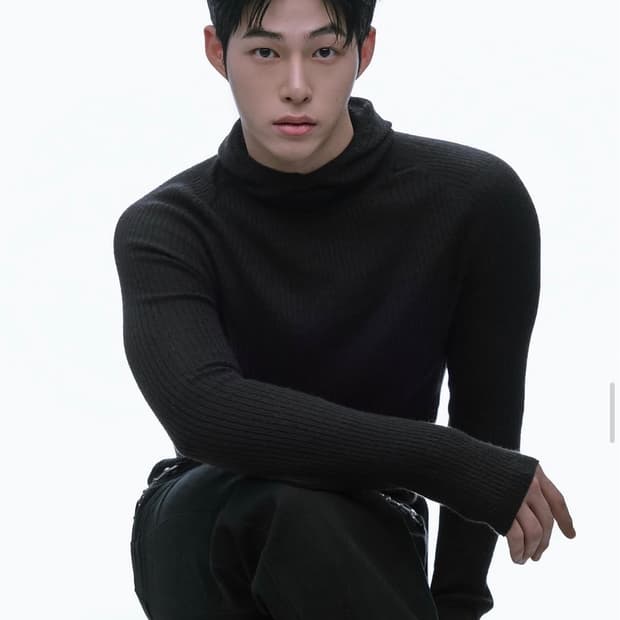 렉토 25FW 슬림핏 바라클라바 니트 후드 탑 블랙