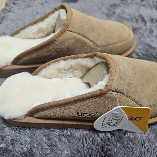 UGG 남성양털 슬리퍼 새상품