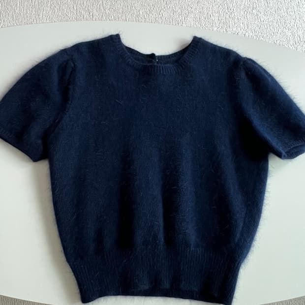 네이비 앙고라 반팔 니트