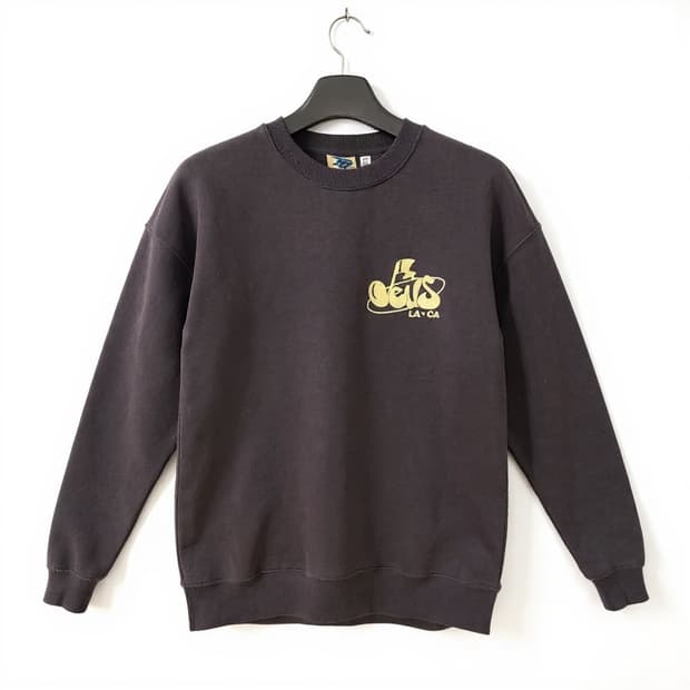 데우스엑스 마키나 맨투맨 차콜