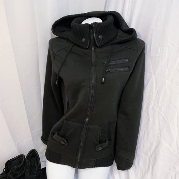 하이넥 블랙 후드집업 빈티지 와이즈걸 y2k 파우닝