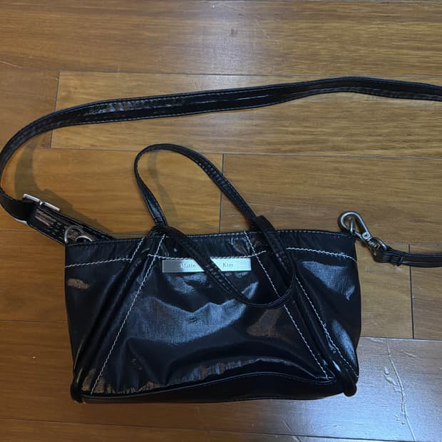 MINI COATING TOTE BAG IN BLACK