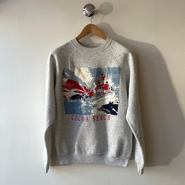 90s USA vintage sweatshirt 🌊⛵️