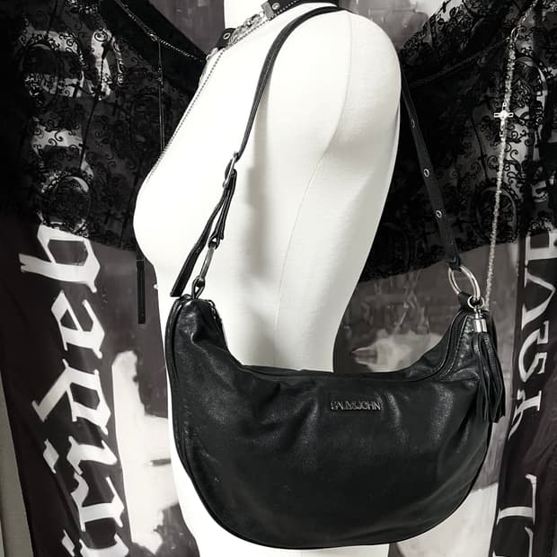 Sheepskin Crescent Bag 아카이브양가죽크루아상벨티드숄더백