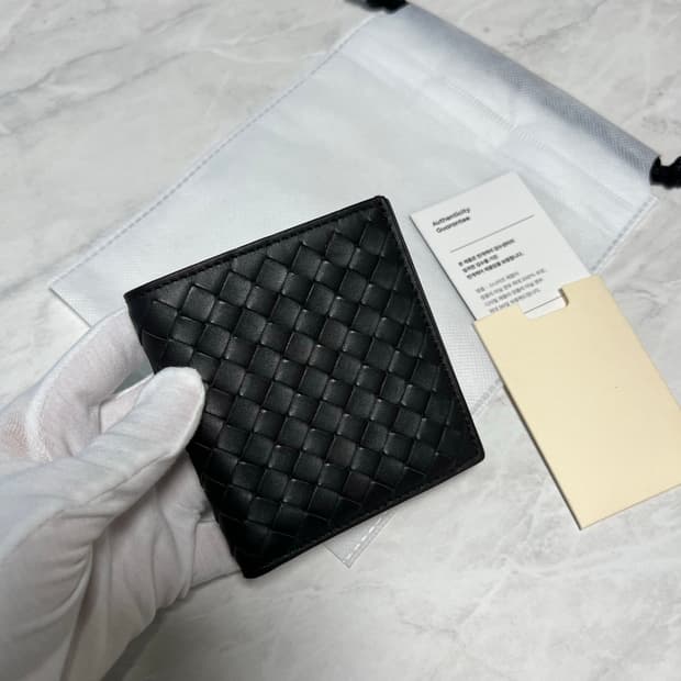 보테가베네타 지갑