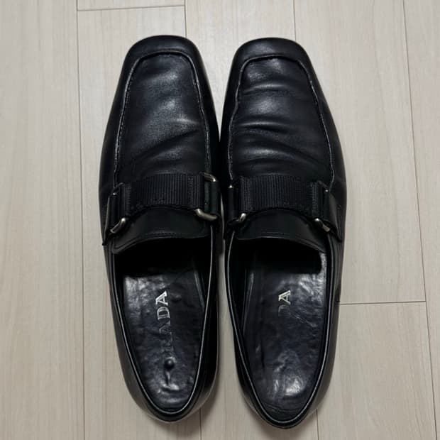 프라다 빈티지 로퍼