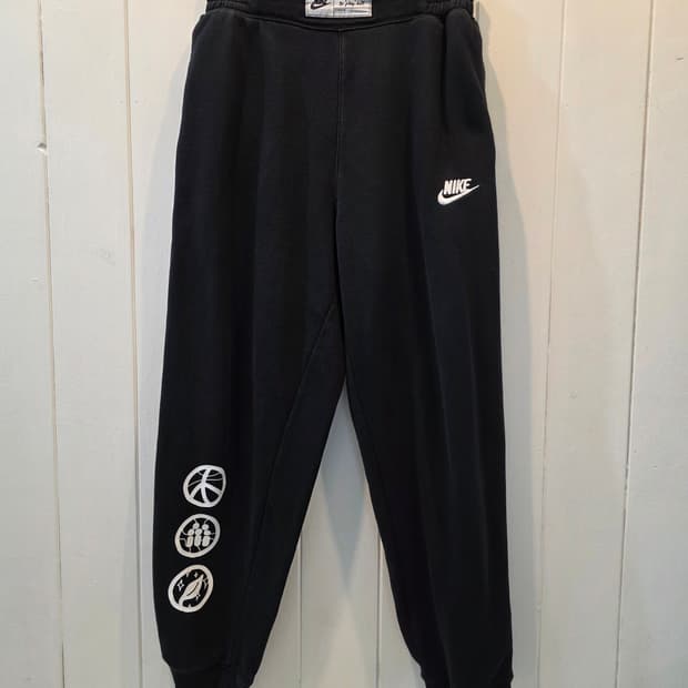 NIKE 나이키 츄리닝바지 (로고 포인트)