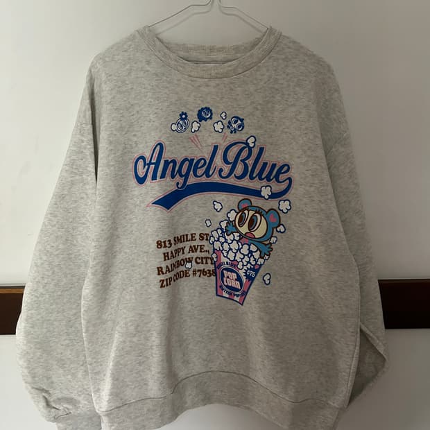 Angel blue 맨투맨 