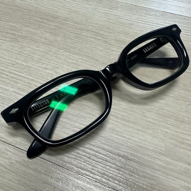 이펙터x라시트포 레가토 안경