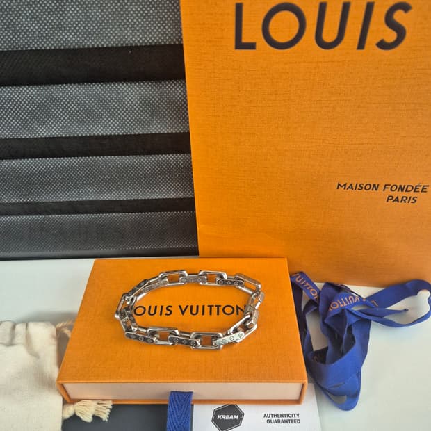 루이비통 버질아블로 체인 팔찌 사이즈 L (S급상태) 크림구매