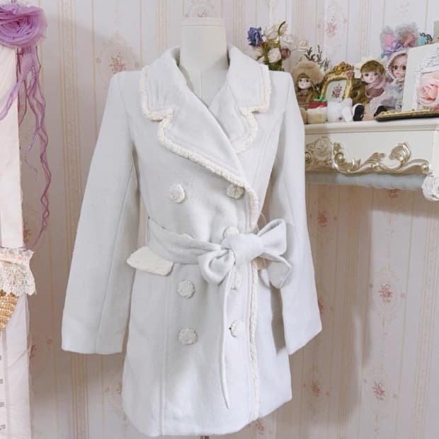 트랄라라 대장템 하늘색 퍼 코트 리즈리사