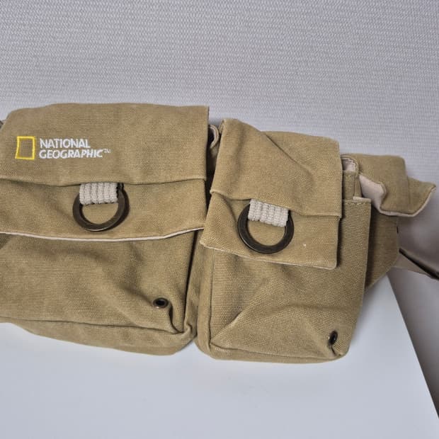 내셔널지오그래픽 정품 가방 힙색 싸게 팝니다