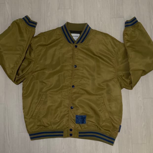 디스이즈네버댓 새틴 바시티 자켓 Satin Varsity Jacket