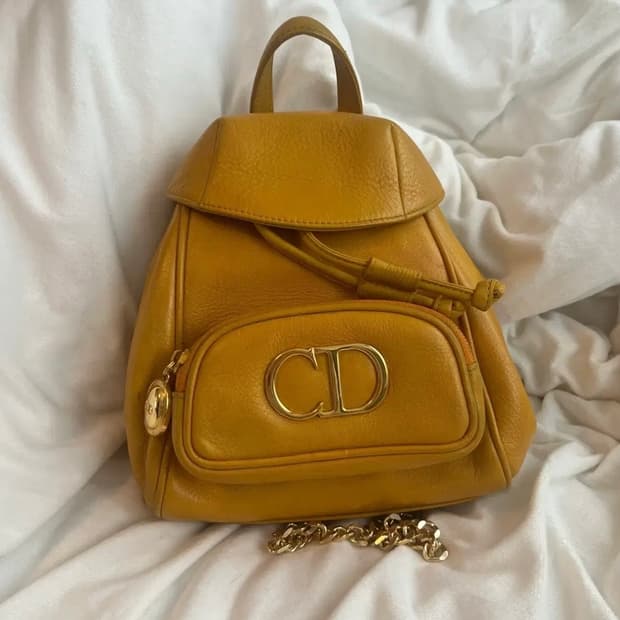디올 옐로우 레더 CD 백팩 빈티지 정품 가방