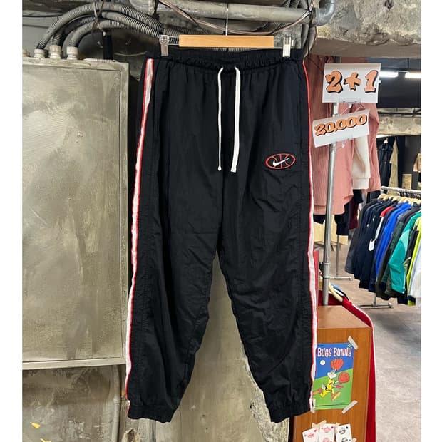 나이키 스우시 사이드 라인 밴딩 조거 팬츠 블랙 L #csz3400