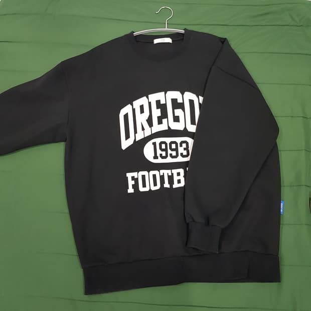 블랙 맨투맨 티셔츠