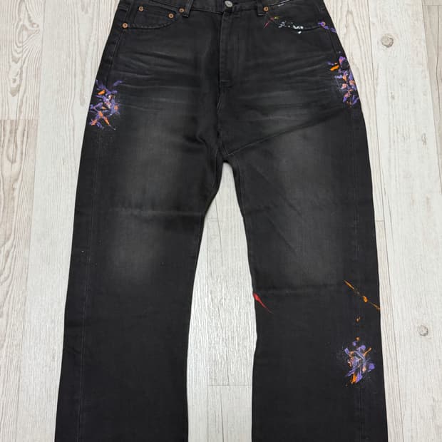 블랙아웃 페인팅 블랙데님