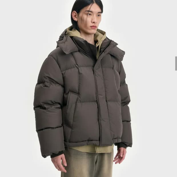 25FW 벨리에 크로스라인 후디스 구스다운 딥브라운