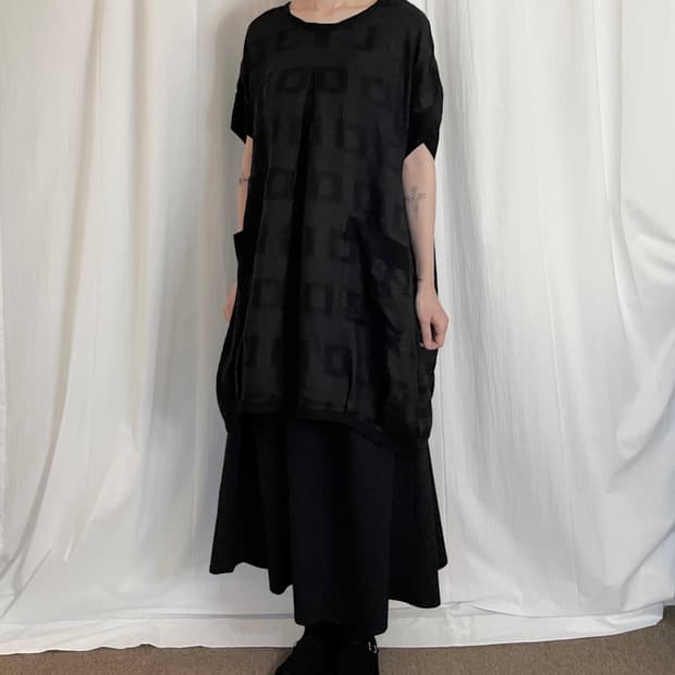 Square Pattern Linen Long Blouse