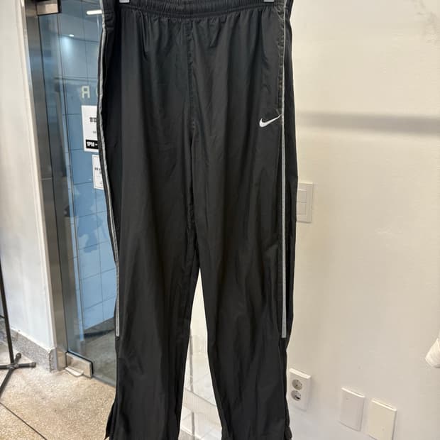 Nike line training pants