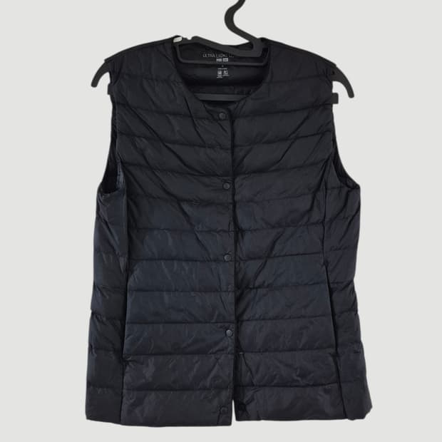 [M]유니클로 여자 덕다운 경량패딩조끼