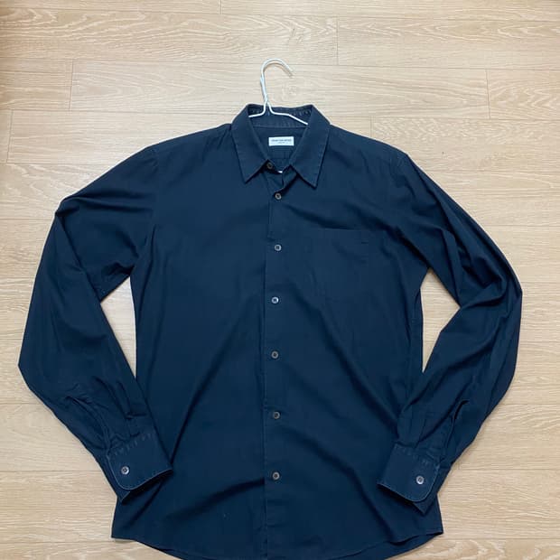 드리스 반 노튼 블랙셔츠 (46)