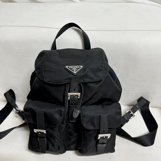 [A+ 정품] 프라다 백팩 스몰 신형 1bz677