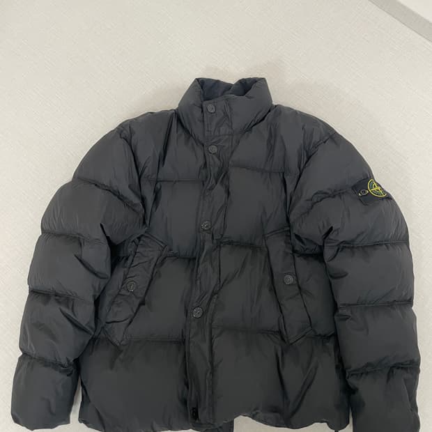 스톤아일랜드 크링클랩스 25fw 블랙 L