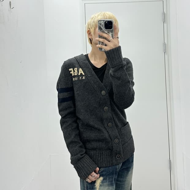 Abercrombie & Fitch knit cardigan 