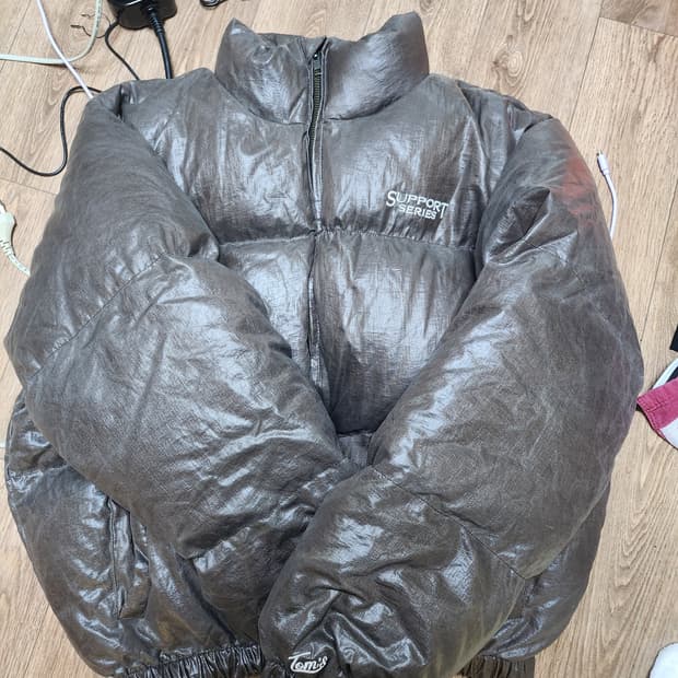 톰스벌스데이서포트시리즈구스패딩1