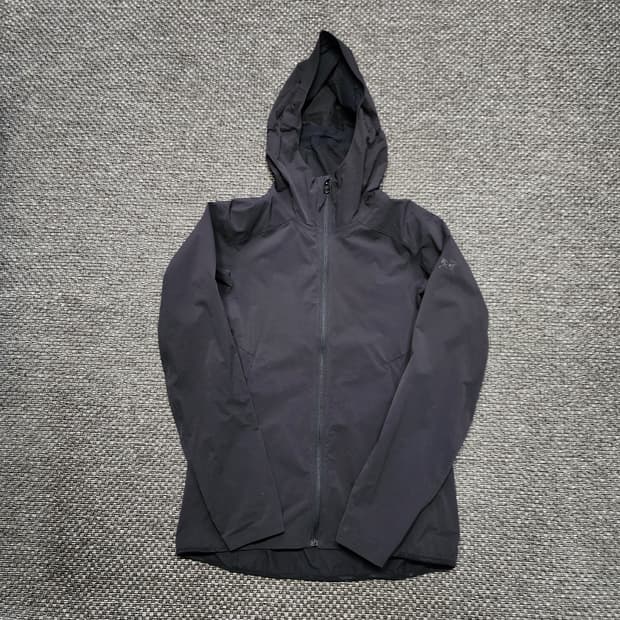 여성 아크테릭스 감마 라이트웨이트 후디자켓 XS