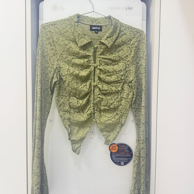 expired girl chloe lace blouse olive M