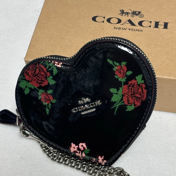 코치 하트 코인 지갑