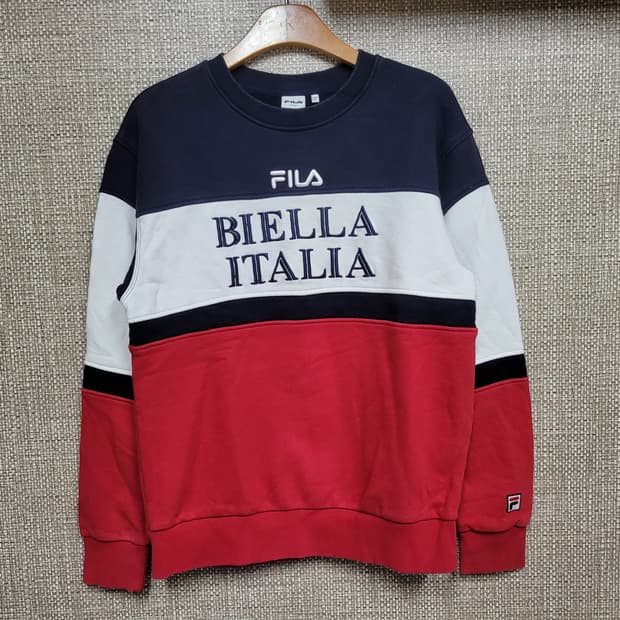 M 100사이즈 휠라 맨투맨