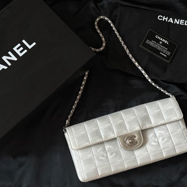 샤넬 CC 초코바 바게트 트래블 체인 숄더백 실버