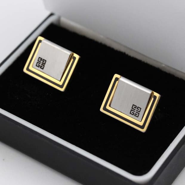 지방시 B+등급 남자 명품 커프스