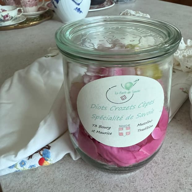 프랑스 감성 유리병현지 디피 그대로 구매한 소장용 아이템