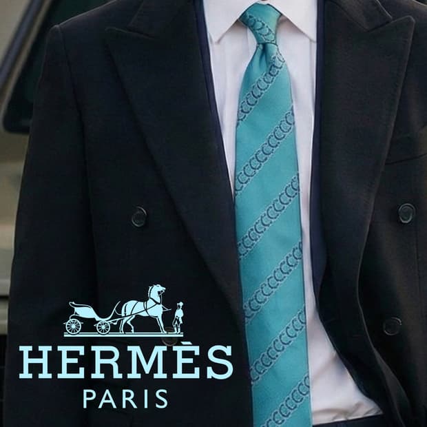 에르메스 실크 스카이블루 말굽 패턴 넥타이 9.1cm A+등급 K1709
