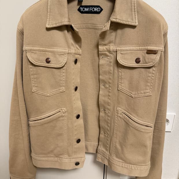 톰포드 트러커자켓 베이지 M사이즈