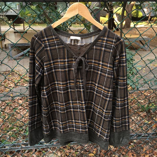 카키 체크 롱 슬리브