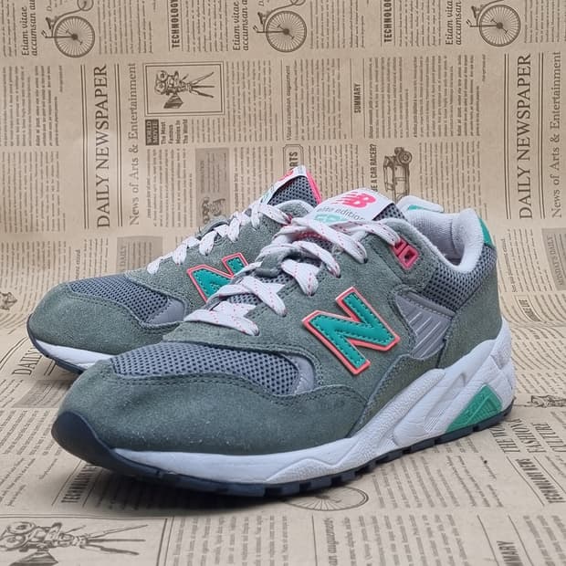 뉴발란스580 여성운동화240 