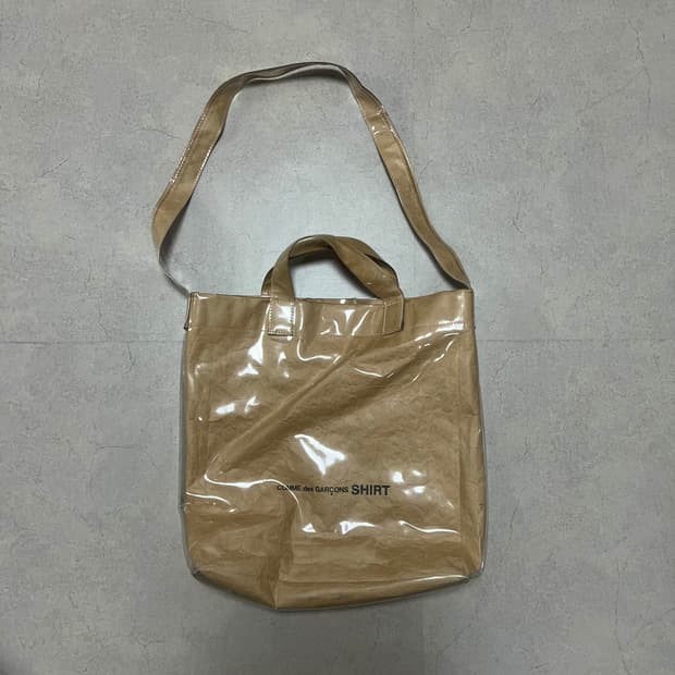 꼼데가르송 pvc 토트백