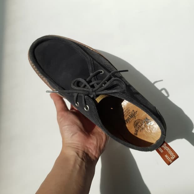스투시 x 닥터마틴 왈라비 슈즈