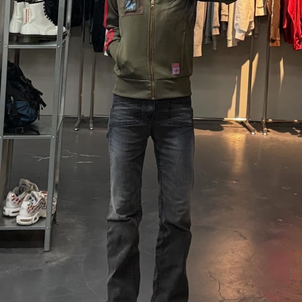 아디다스 패치포인트 올리브그린 트랙자켓 A3295